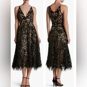NWOT Dress The Population Blair sequin fit and flare black/Nude size M